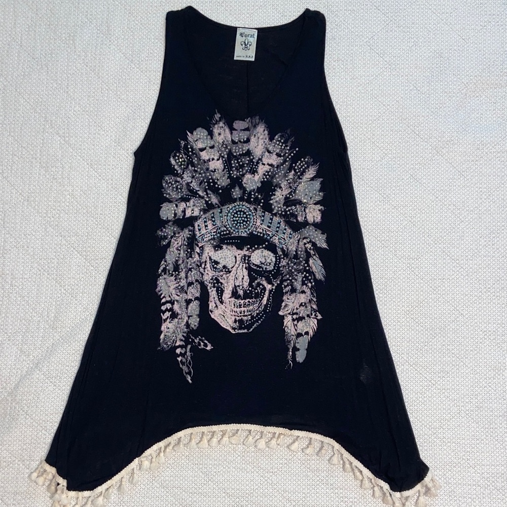 Black Sleeveless Top with Skull Design vocal